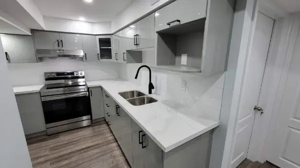 12 Wilsongary CIR #Bsmt, Ajax, ON L1T 0G7