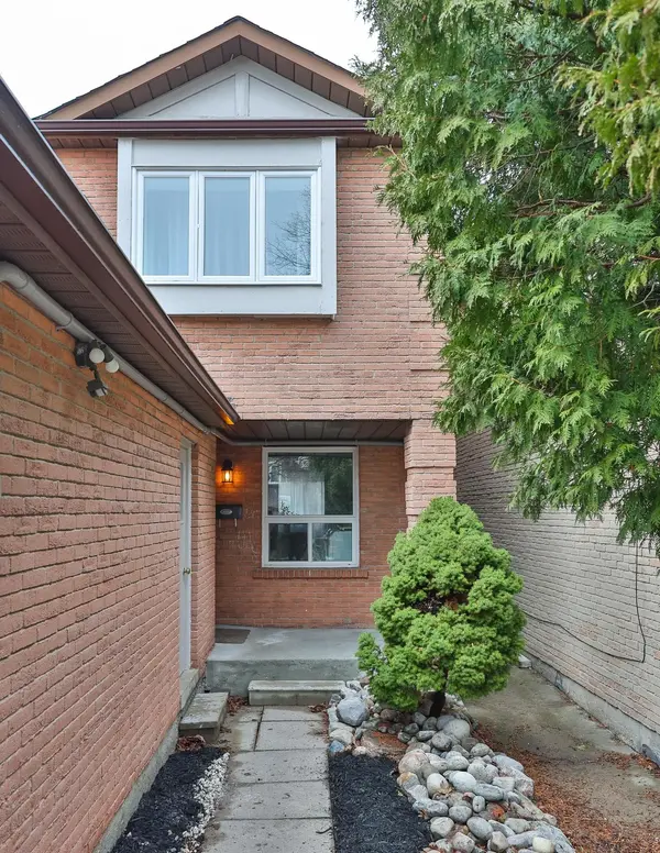 242 Tansley RD, Vaughan, ON L4J 2Y9