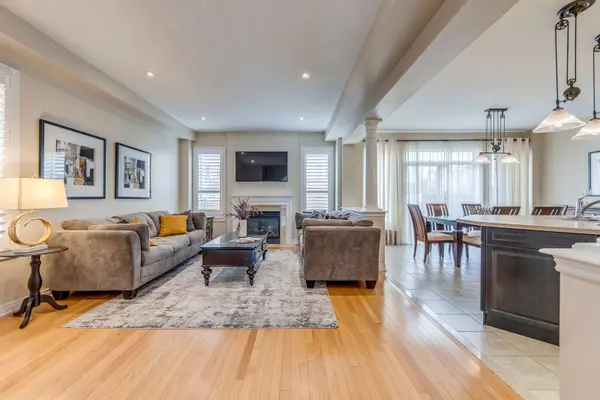 4709 Irena AVE, Burlington, ON L7M 0K2