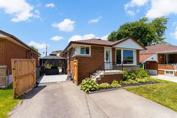 42 Terrace DR, Hamilton, ON L9A 2Y6