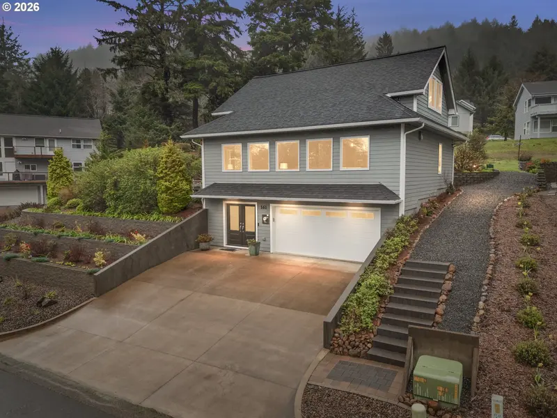 161 COMBS CIR, Yachats, OR 97498