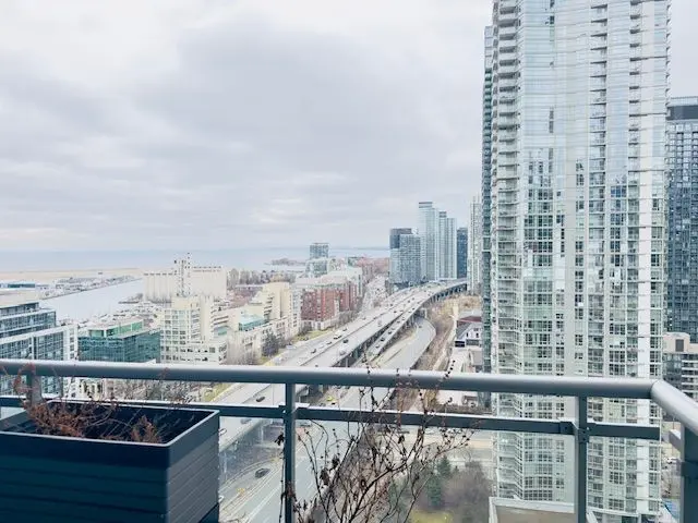 5 Mariner TER #2606, Toronto C01, ON M5V 3V6