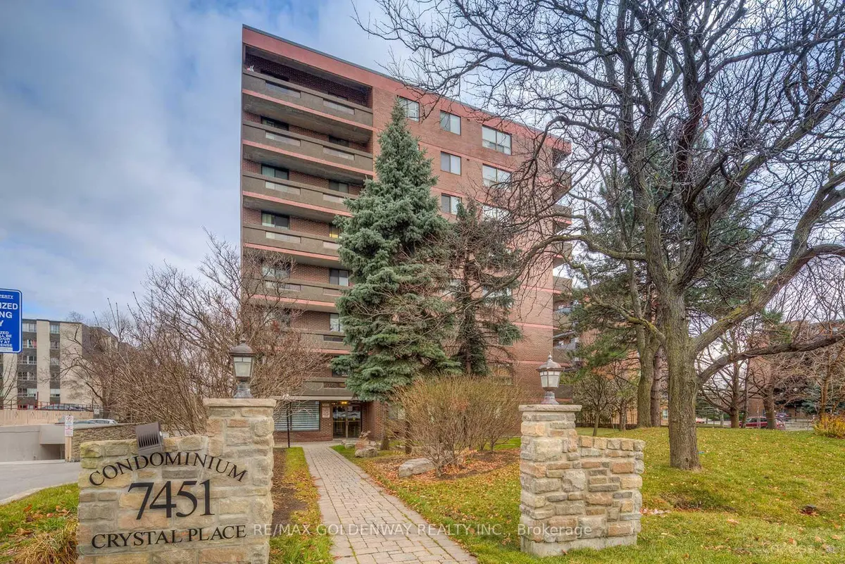 7451 Yonge ST #202, Markham, ON L3T 2B4