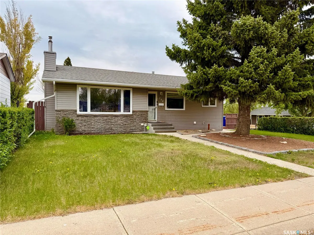 294 Burke CRESCENT, Swift Current, SK S9H 4H6