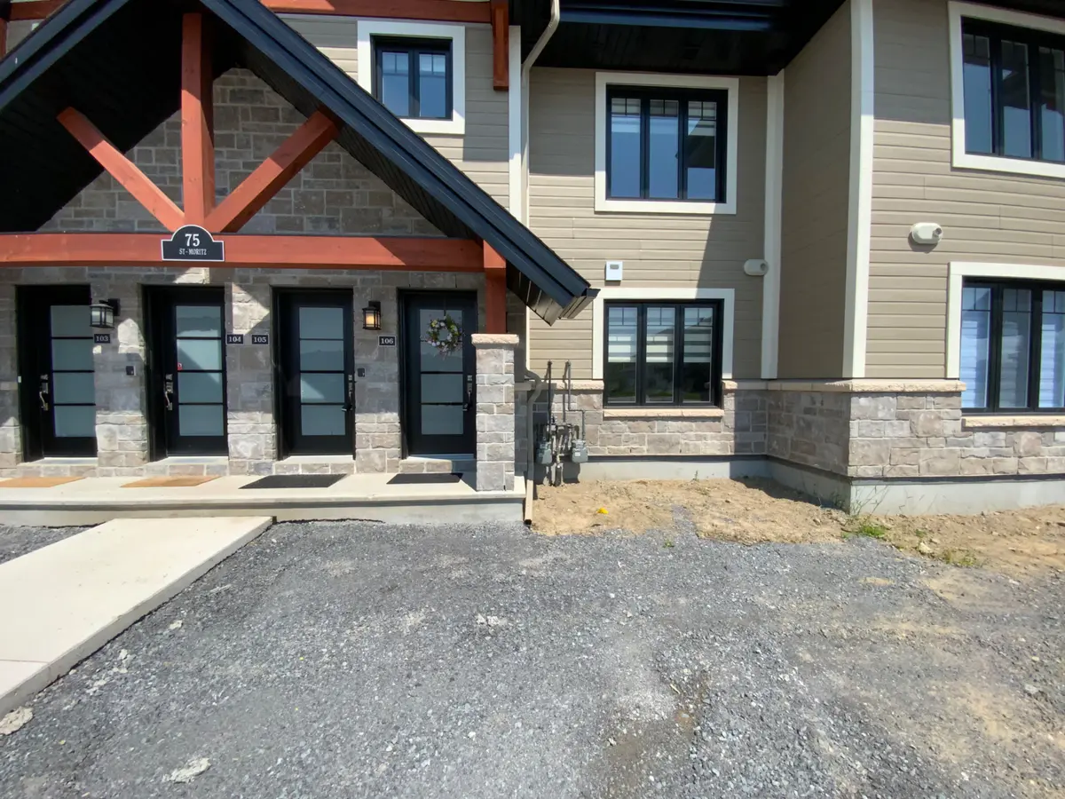 75 St-Moritz ST #3, Russell, ON K0A 1W0