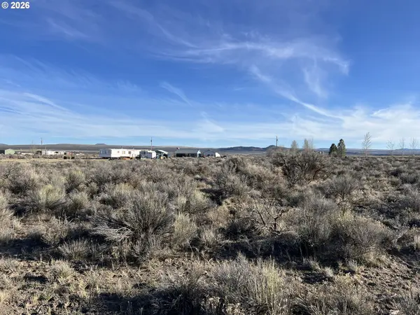 Pinion ST, Christmas Valley, OR 97641