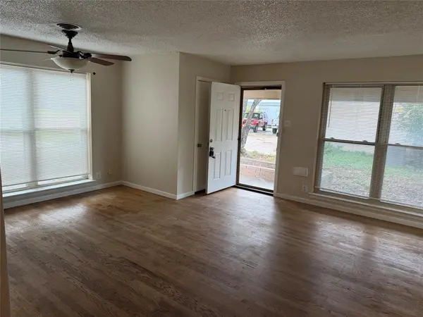 3253 Millmar Drive, Dallas, TX 75228