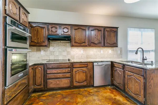 1649 Bennington Drive, Carrollton, TX 75007