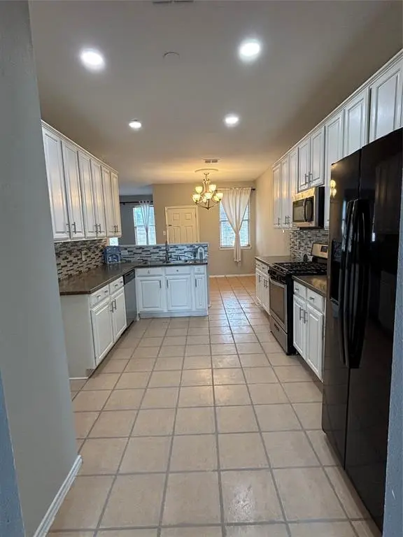 10120 Sourwood Drive, Fort Worth, TX 76244