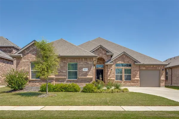 7817 Bella Way, Arlington, TX 76001