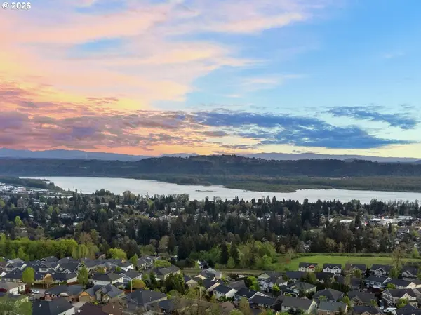 610 N Y ST, Washougal, WA 98671