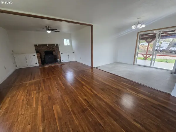 1027 SUNFLOWER ST, The Dalles, OR 97058