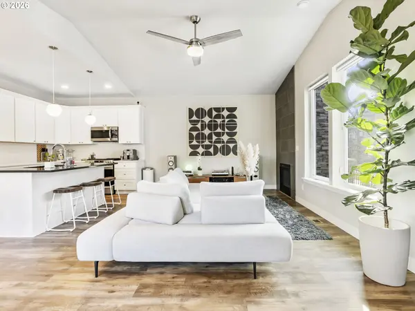 10536 SE 162ND AVE, Happy Valley, OR 97086