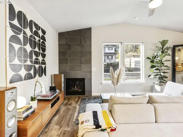 10536 SE 162ND AVE, Happy Valley, OR 97086