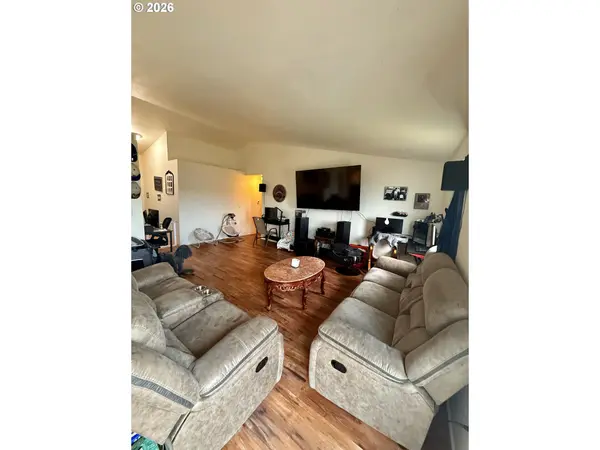 1300 SW 10TH CT, Pendleton, OR 97801