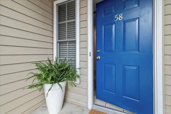 300 McConville RD, Lynchburg, VA 24502