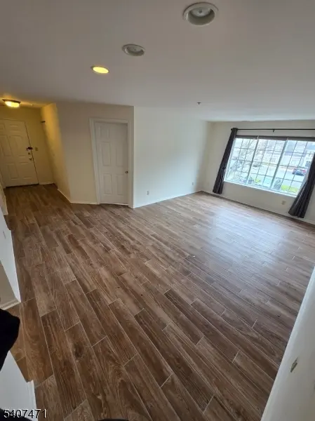 56 Village Dr, Morris Twp., NJ 07960