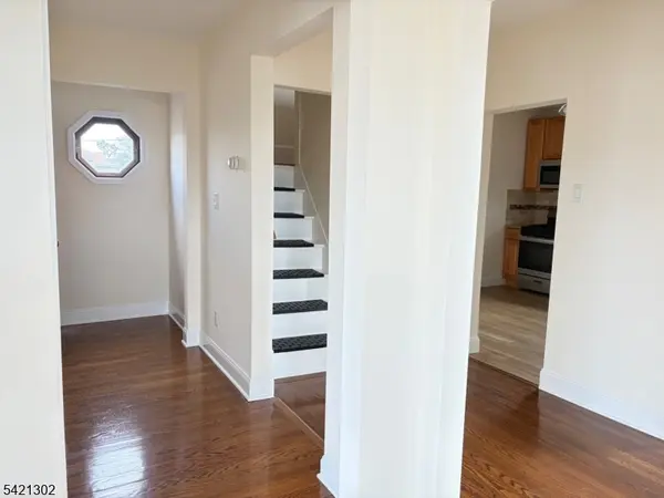 30 Elm St #2, North Arlington Boro, NJ 07031