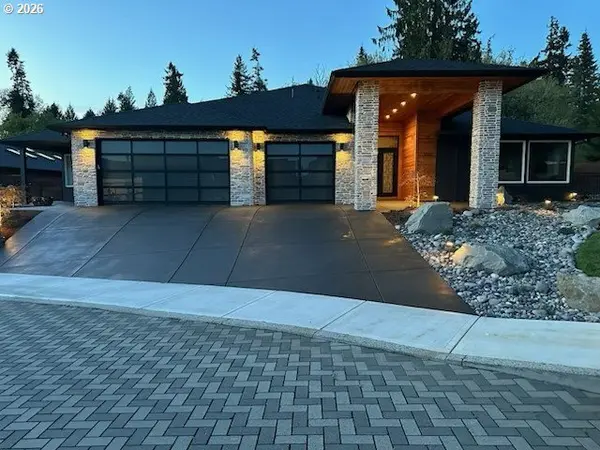 13007 NW 50TH AVE, Vancouver, WA 98685