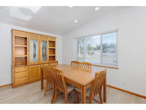 6845 GLENEDEN BEACH LOOP, Gleneden Beach, OR 97388