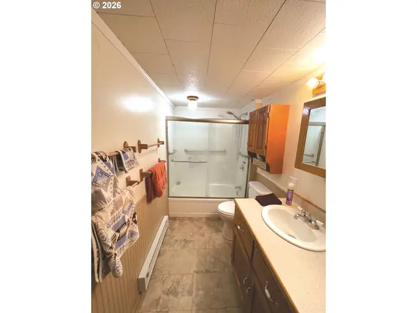 220 AUGUST ST, Heppner, OR 97836