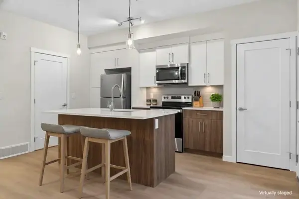 400 belmont ST SW #203, Calgary, AB T2X4C1