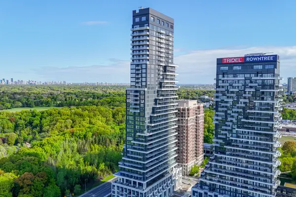 10 Inn On The Park DR #709, Toronto C13, ON M3C 0P9