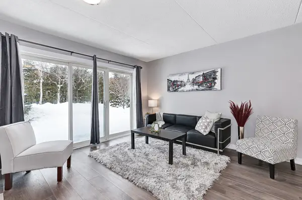 21 Dawson DR #80, Collingwood, ON L9Y 5B4