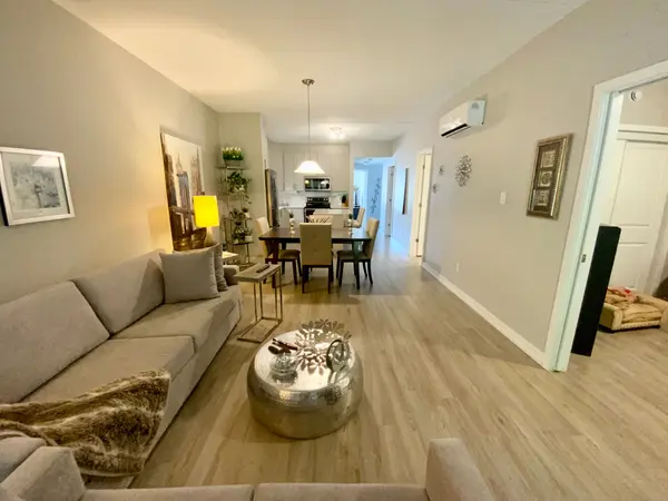 75 St-Moritz ST #3, Russell, ON K0A 1W0