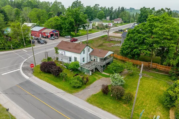 2449 Queen Mary ST, Cavan Monaghan, ON L0A 1C0