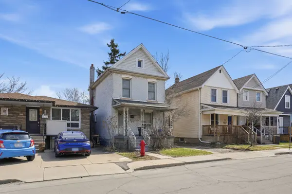 250 Rosslyn AVE N, Hamilton, ON L8L 7R1