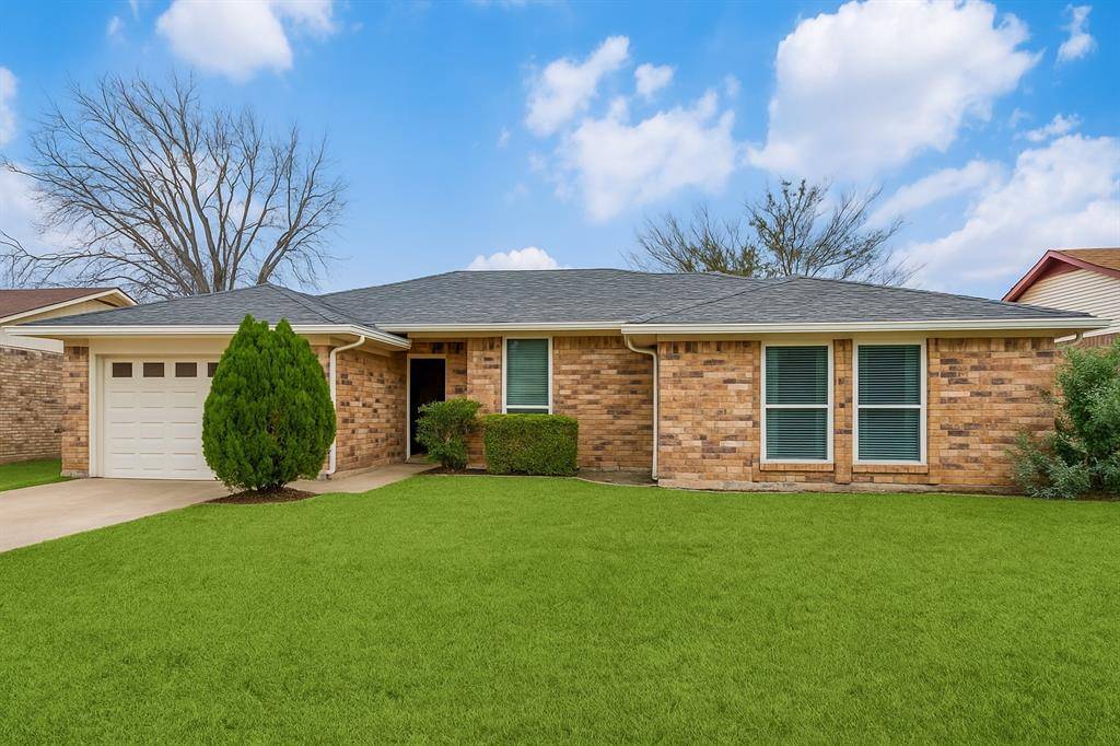 3425 Derby Circle, Bedford, TX 76021