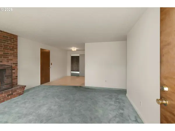 3805 SE 180TH PL, Portland, OR 97236