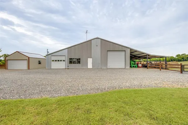 1400 Sears Road, Bells, TX 75414