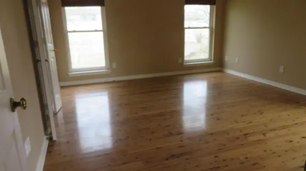 108 Creekview Circle, Maypearl, TX 76064