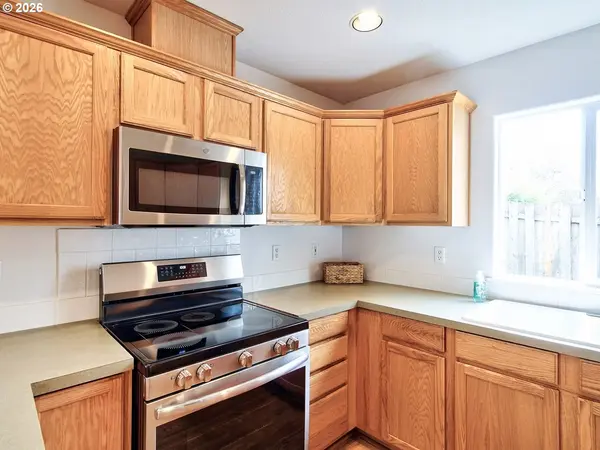 23041 SW SCHAMBURG DR, Sherwood, OR 97140