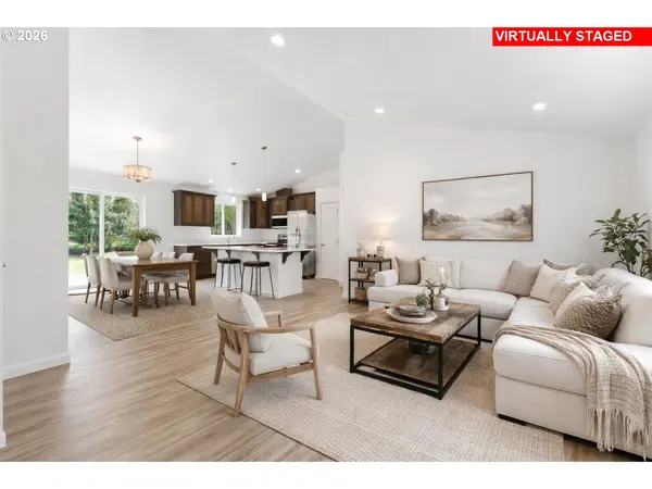 91512 Grinnell LN, Coos Bay, OR 97420