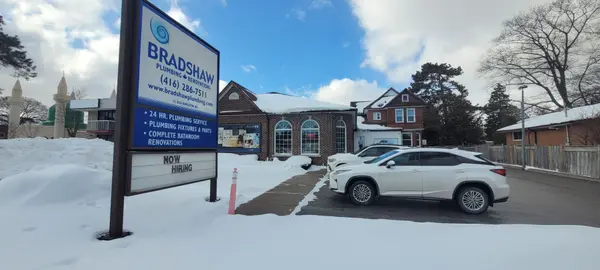 12 Old Kingston RD, Toronto E10, ON M1E 3J5