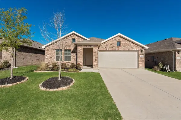 16453 Severn Lane, Fort Worth, TX 76247