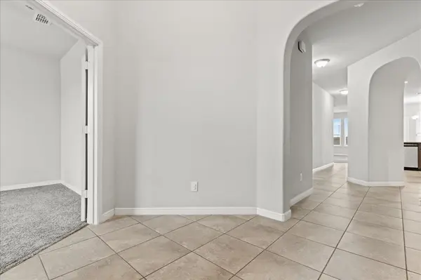 1117 Scotney Lane, Saginaw, TX 76131