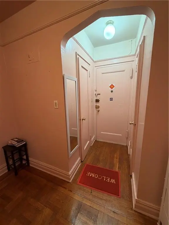 8100 Bay Pkwy #4E, Brooklyn, NY 11214