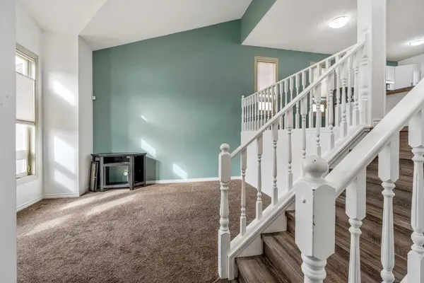 224 Mt Crandell CRES W, Lethbridge, AB T1K 6M8