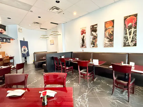 12 Queens Quay W #107, Toronto C01, ON M5J 2V7