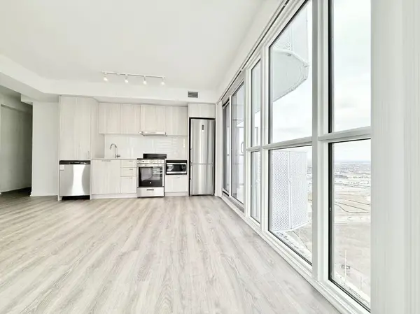 195 Commerce ST #3715, Vaughan, ON L4K 0P9