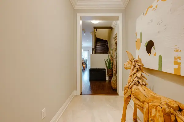 15 Dunton LN, Richmond Hill, ON L4B 0G4