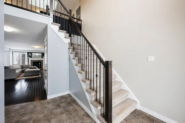 123 Taylor DR, East Luther Grand Valley, ON L9W 6P2