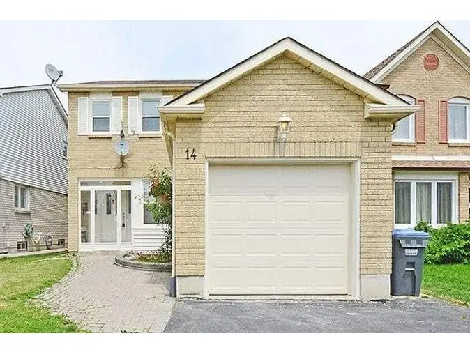 14 Nutmeg ST, Brampton, ON L6S 4A8