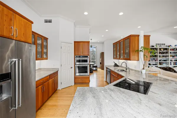 3520 Blue Heron CT, Ypsilanti, MI 48198