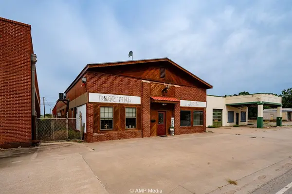 211 N Swenson Street, Stamford, TX 79553