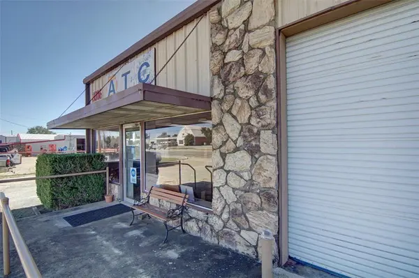 3806 E HWY 180, Mineral Wells, TX 76067